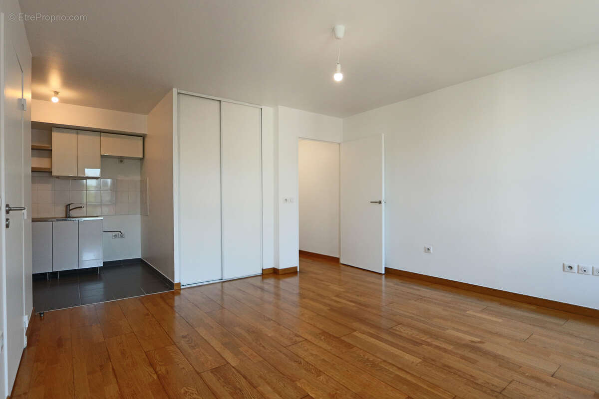 Appartement à ROMAINVILLE