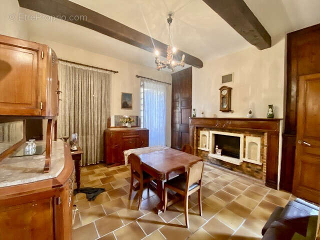 Maison à SEISSAN