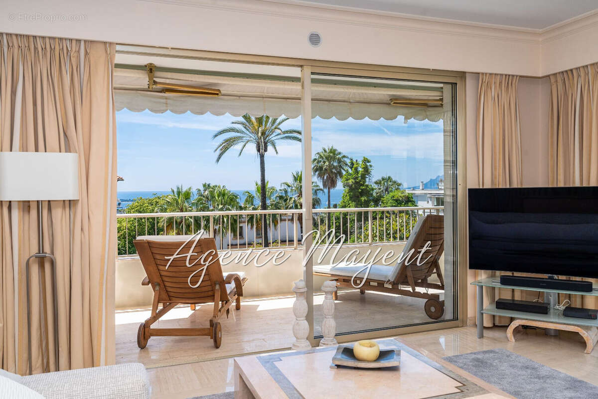 Appartement à CANNES