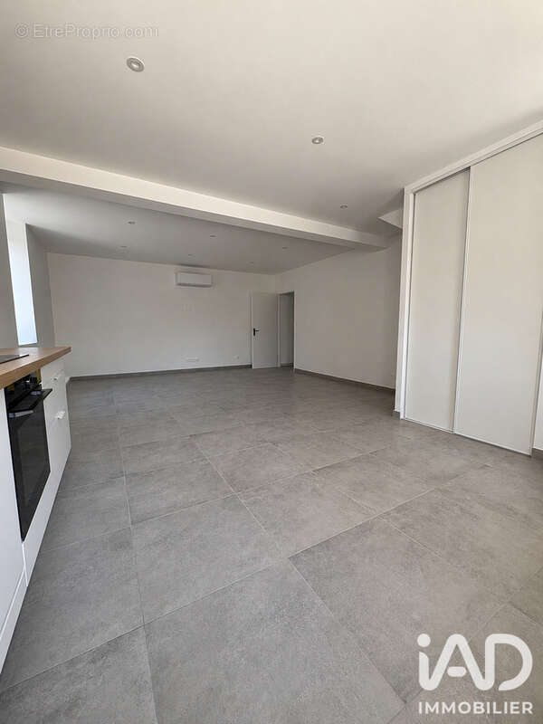 Maison 99 m² à Le Cheix  - photo 4