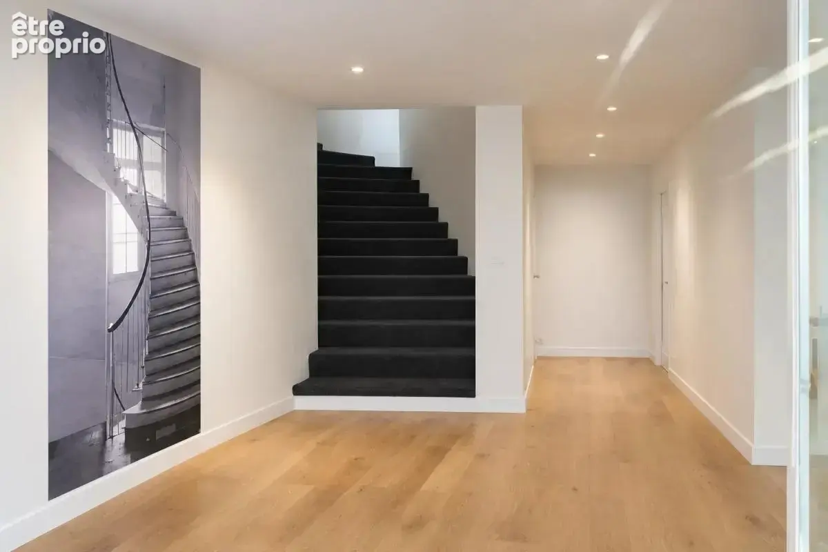 Coup de cœur assuré ! Corpimmo vous propose à la vente des surfaces en duplex dans une copropriété de charme de 5 lots. Chaque s - photo 5