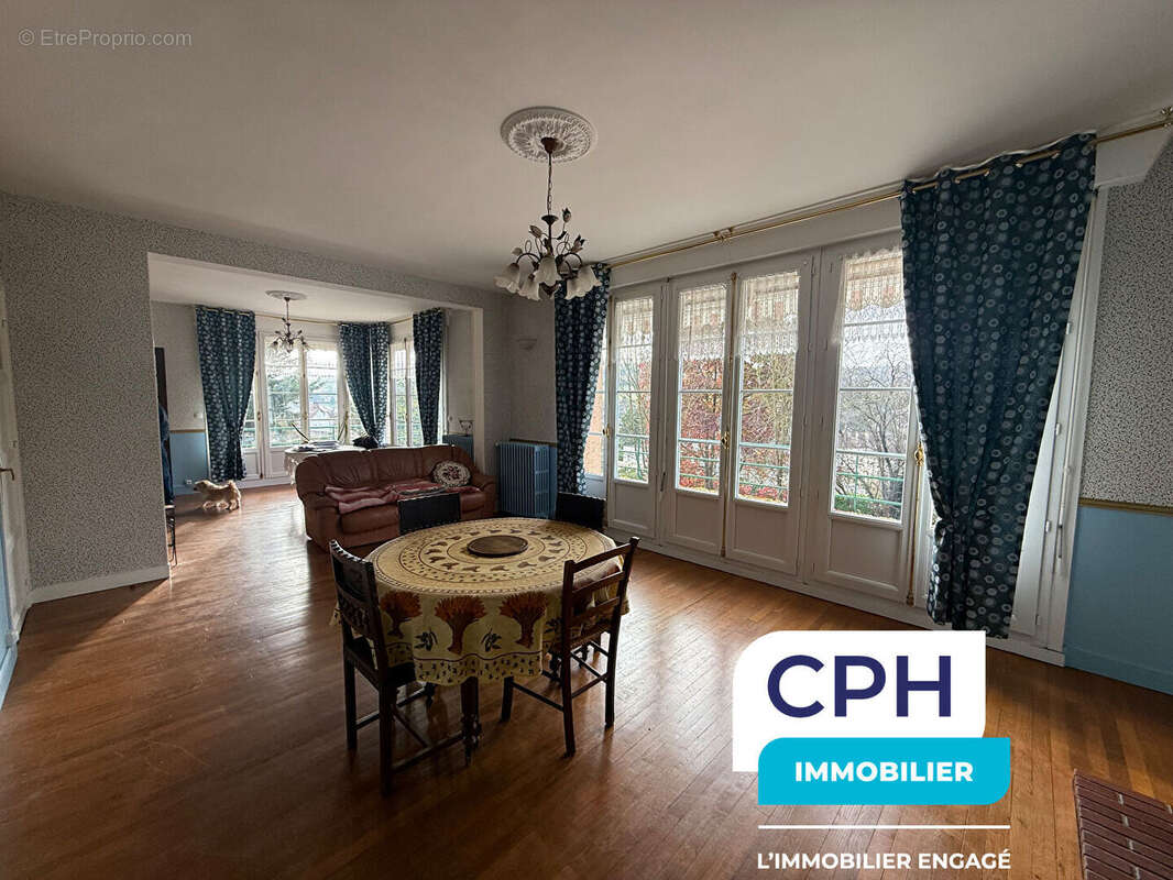 Maison à VIMOUTIERS