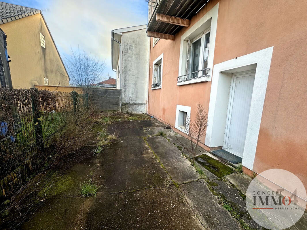 Appartement à JEZAINVILLE