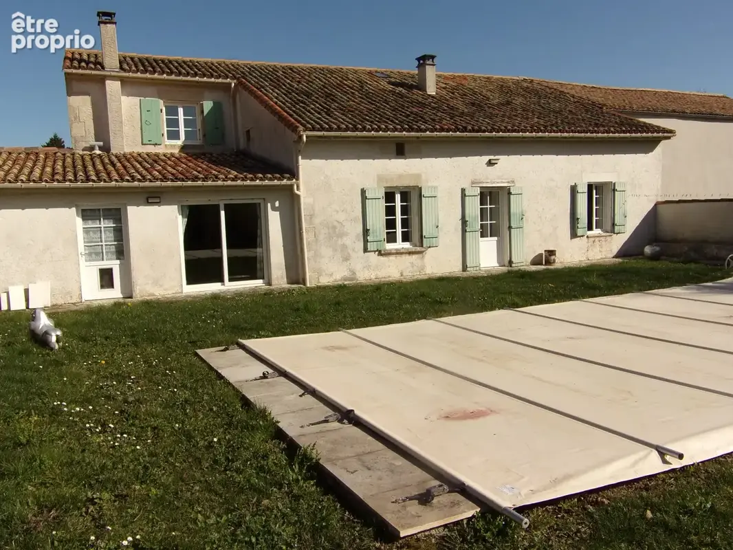 Maison 5 pièces 195 m² à vendre à Paizay-Le-Chapt (79170) - photo 3