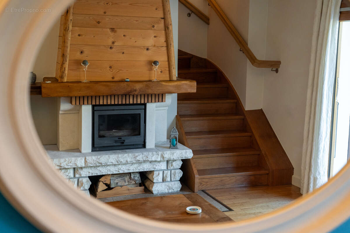 Le Noyer - Ferme rénovée de caractère - potentiel de 336m2 habitable - 2.630m2 de terrain plat - photo 23