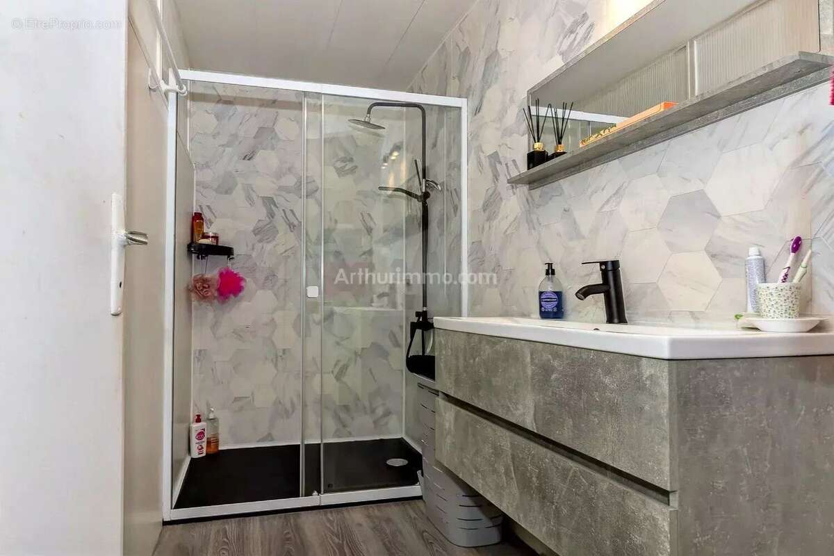 Maison à VIRIEU-LE-GRAND