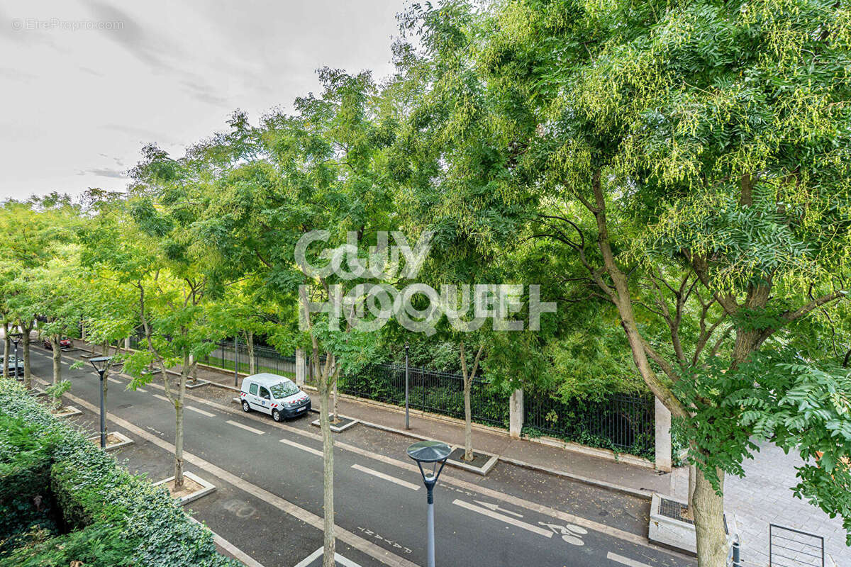 Appartement à BOIS-COLOMBES