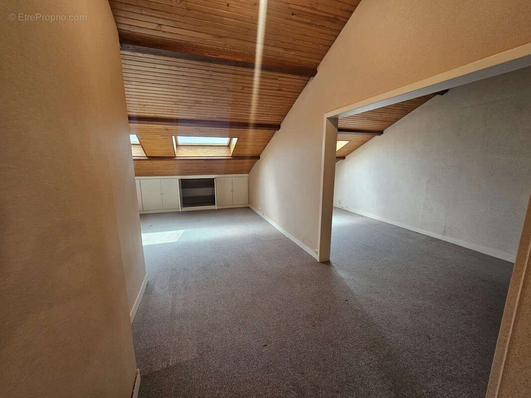 Appartement à LOUVECIENNES