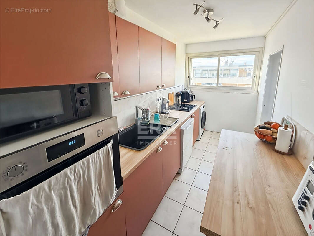 Appartement à SEPTEMES-LES-VALLONS