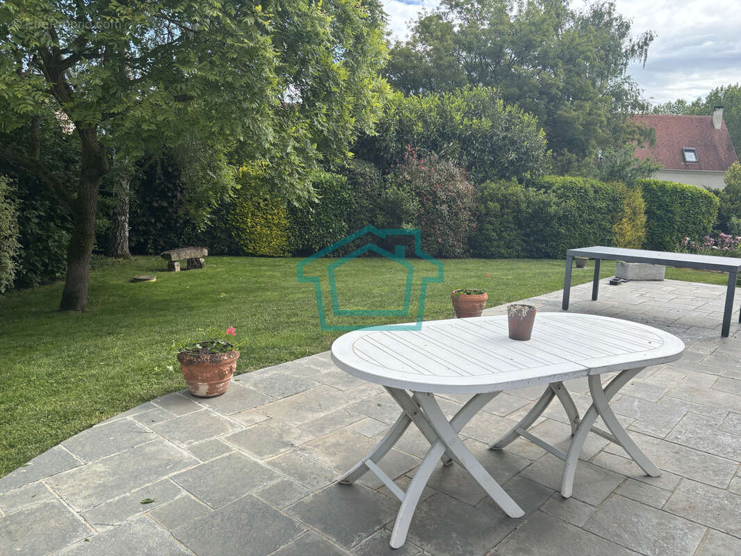 Maison à ORGERUS