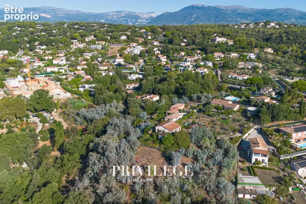 Photo Terrain à Biot au prix de 990 000€