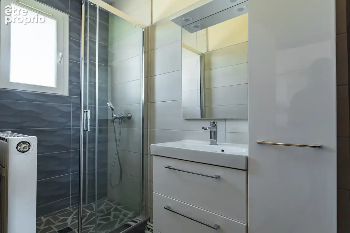 Appartement T4 avec cave, Rue du Marechal Joffre 26000 VALENCE - photo 11