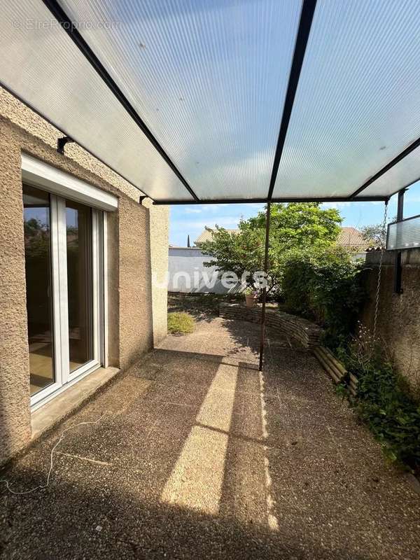 Maison à PORTES-LES-VALENCE