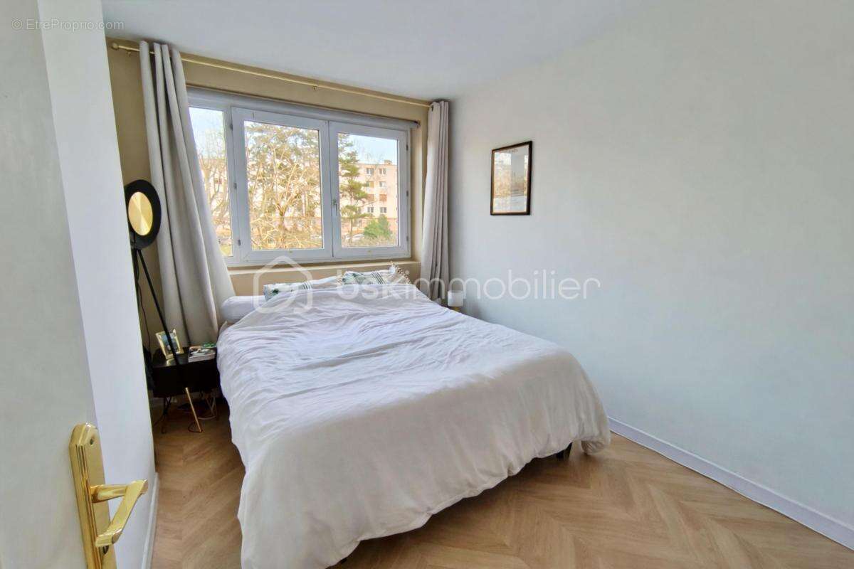 Appartement à VERSAILLES