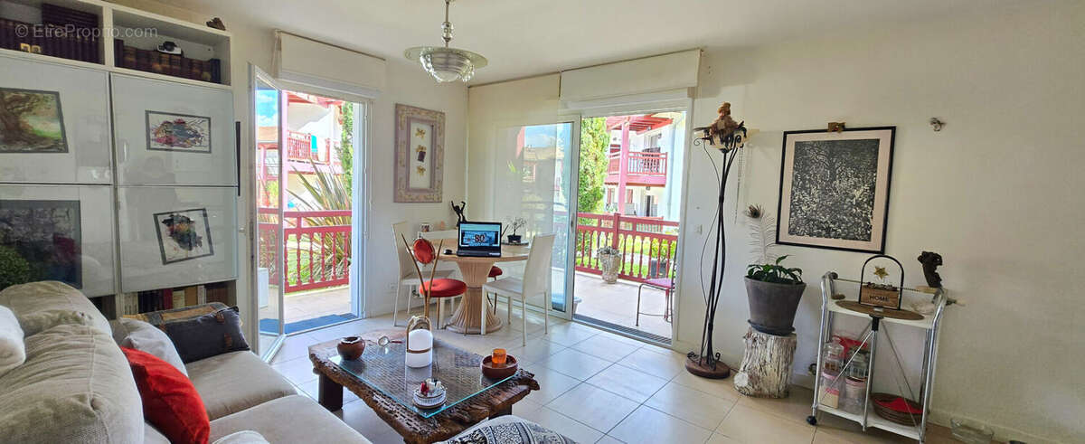 Appartement à URRUGNE