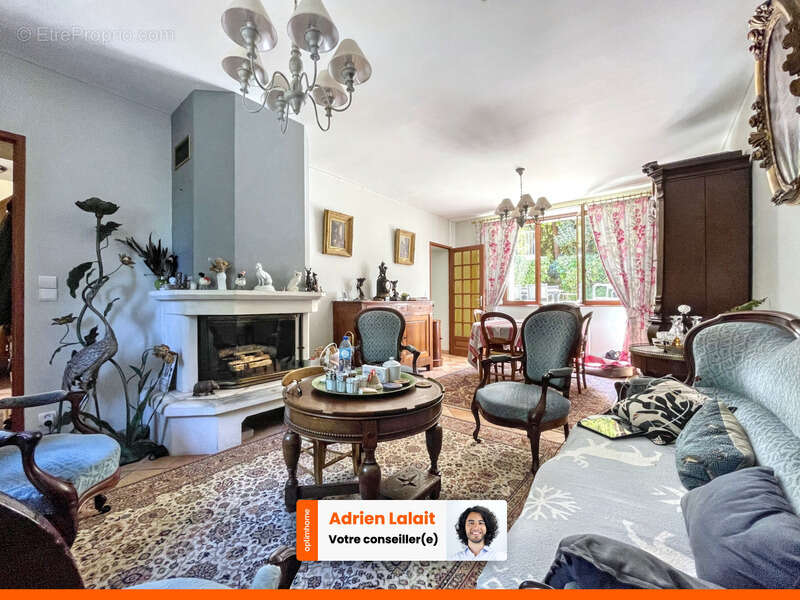 Maison à BERSAC-SUR-RIVALIER