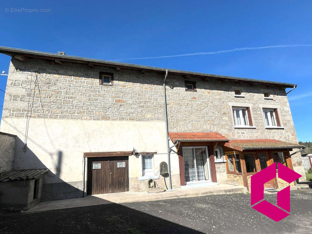 Maison à CHAMPETIERES