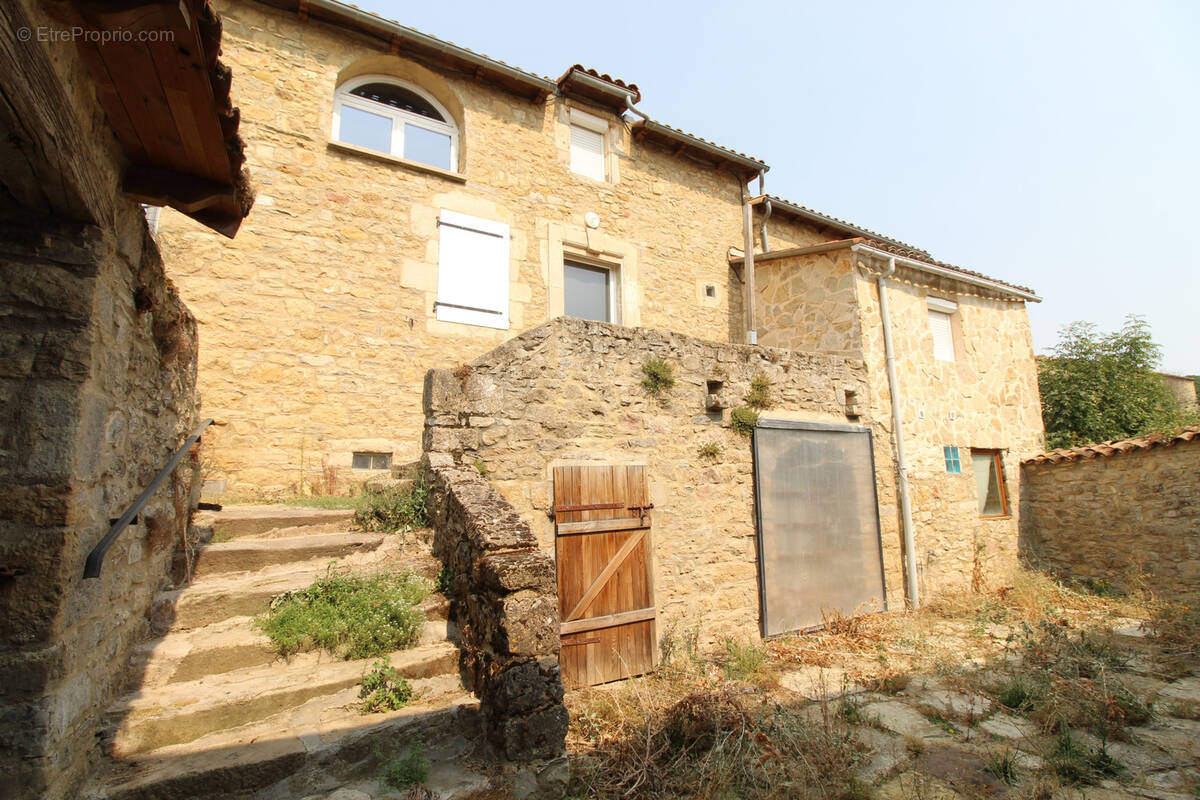 Maison à SAINT-AFFRIQUE