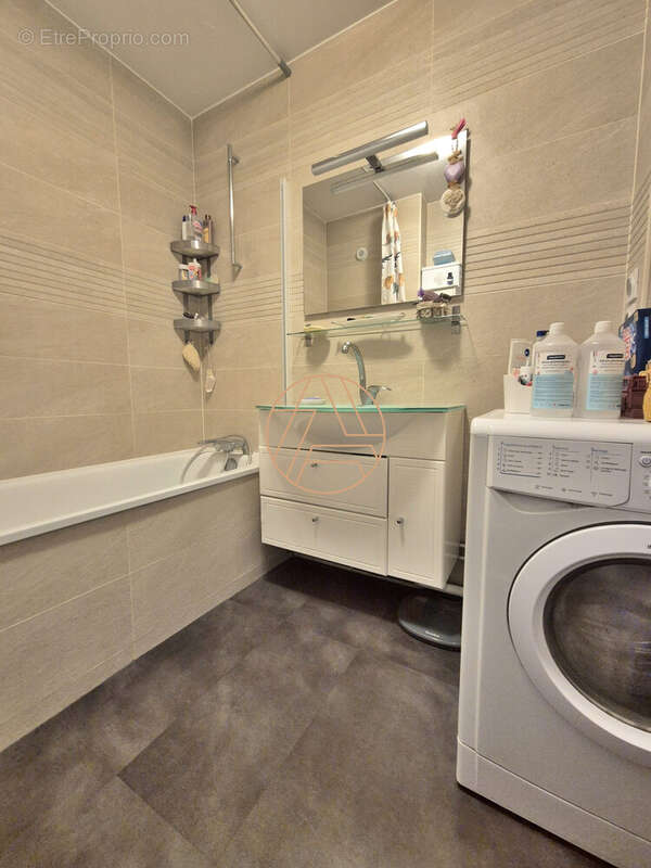 Appartement à SAINT-MAUR-DES-FOSSES