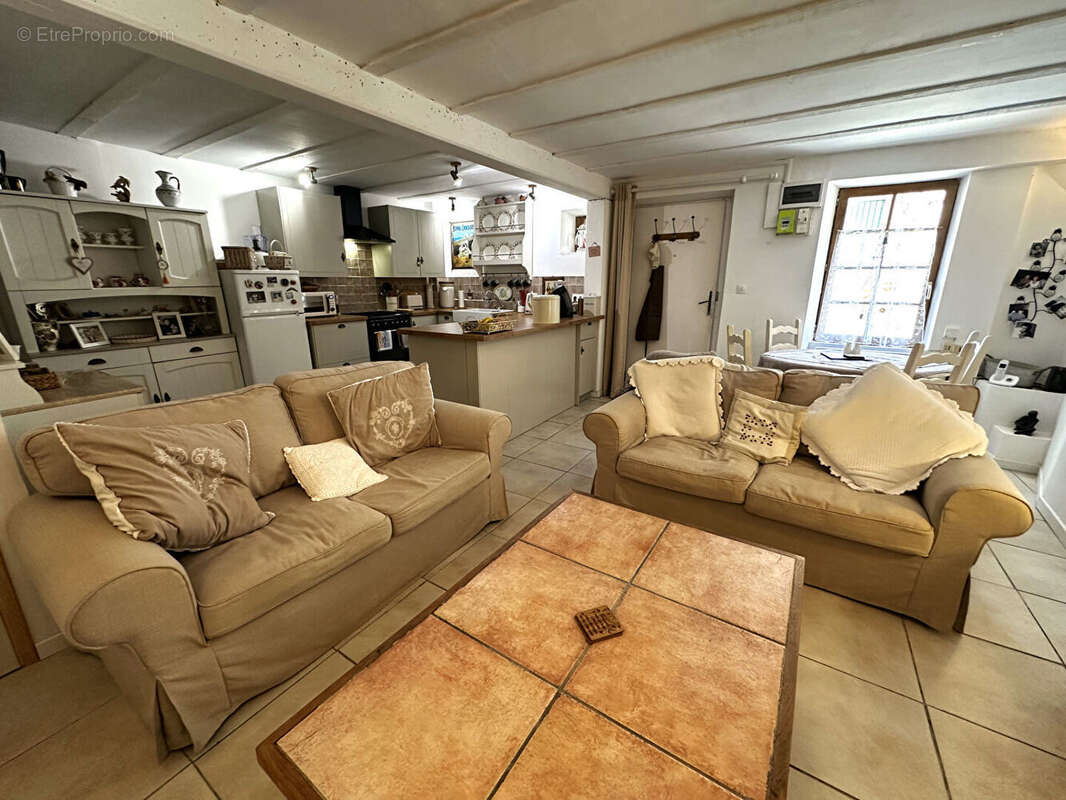 Joli pied-à-terre dans le charmant village de Pépieux - photo 6