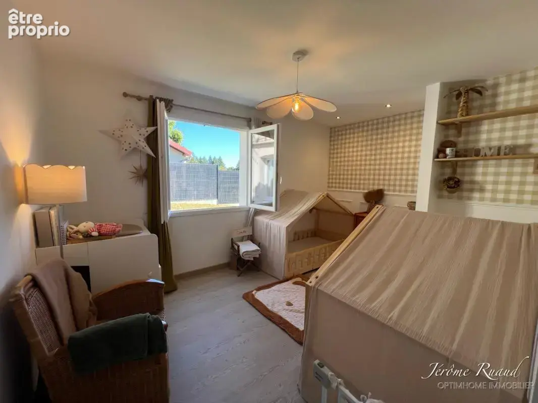  Maison familiale 120 m² • 4 chambres + bureau • Grand garage • Saint-Priest-Taurion - photo 9