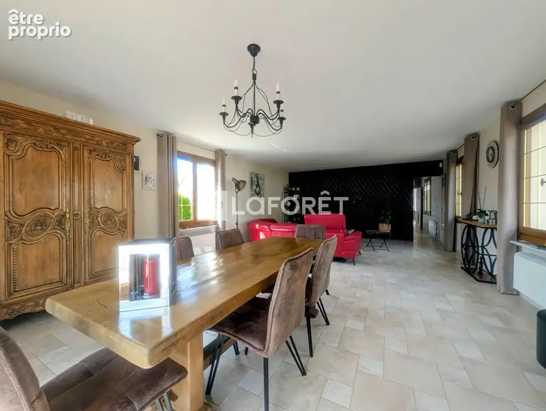 Maison Saint Pierre Les Elbeuf, 200m², 5 chambres, garages, studio - photo 4