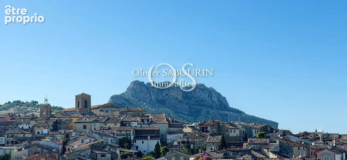 Exceptionnel au cœur du village de Roquebrune-sur-Argens ! - photo 14