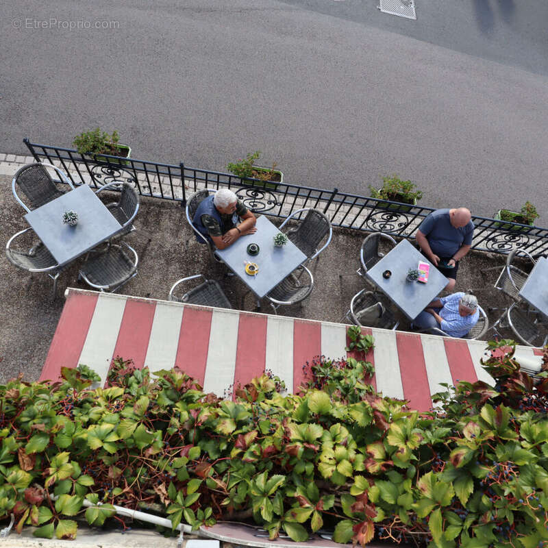 Commerce à SAINT-PIERRE-LE-MOUTIER