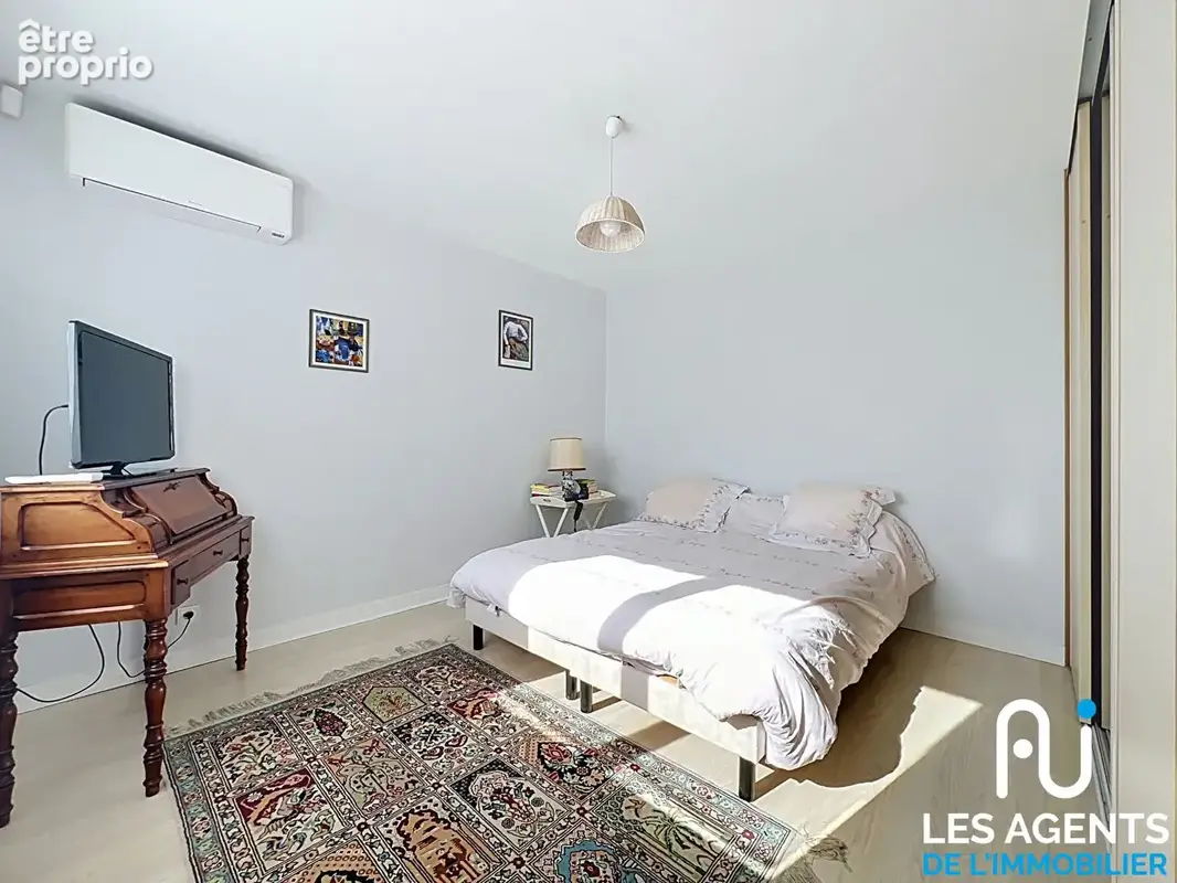 Maison Saint Denis De L'Hôtel 6 pièce(s) - photo 6