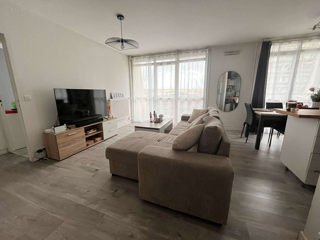 Appartement à PLAISIR