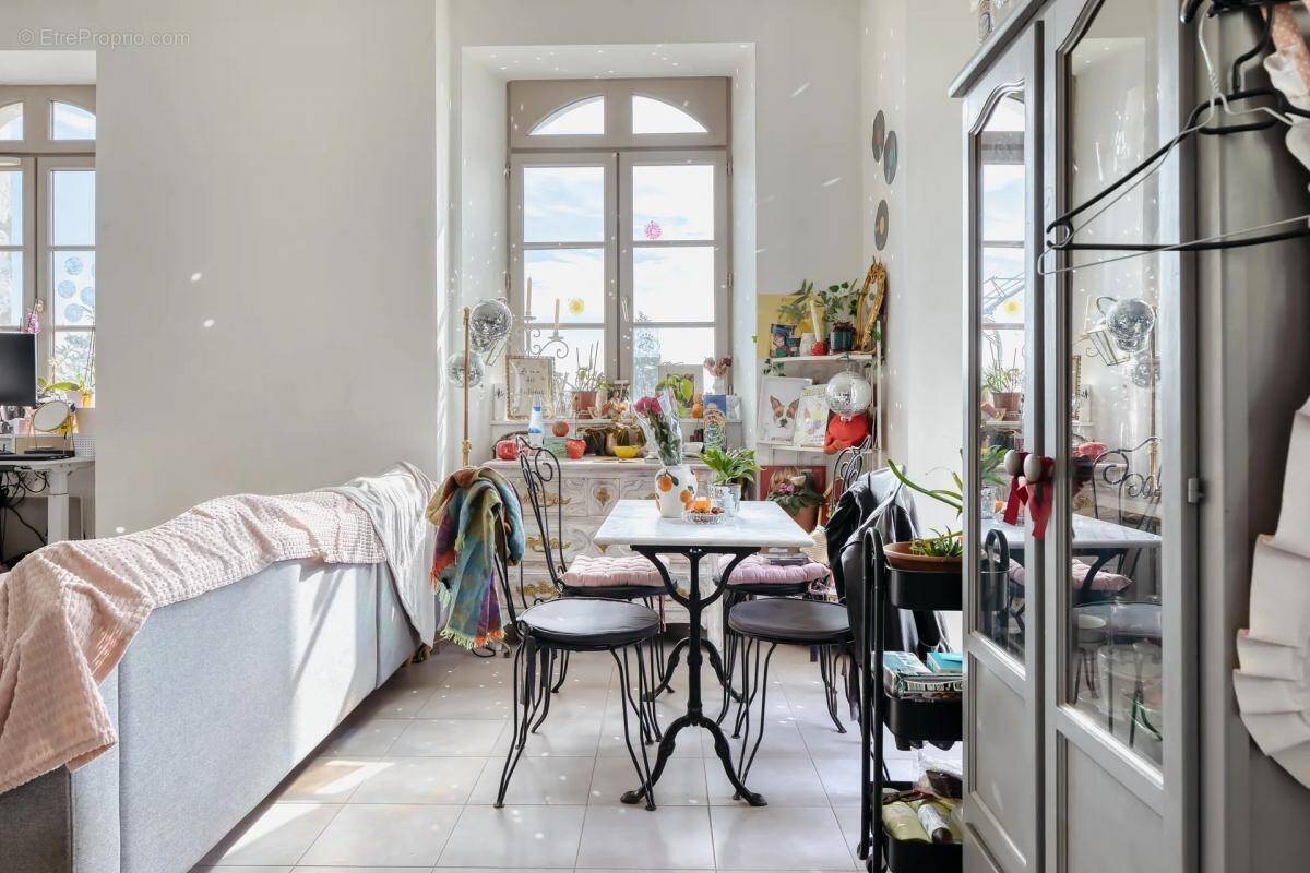 Appartement à CANTELEU