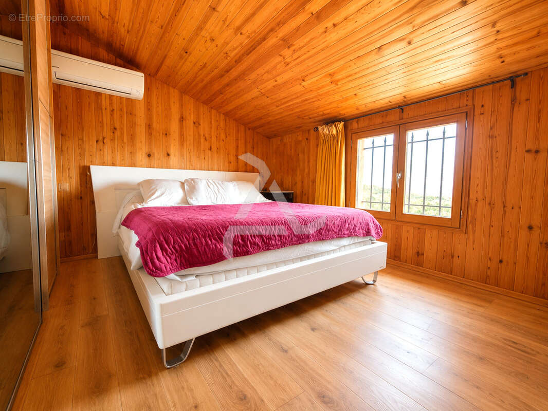 Appartement en duplex t5 de 152 m2 dans petite copropriété de charme à 20min de porto-vecchio - photo 39