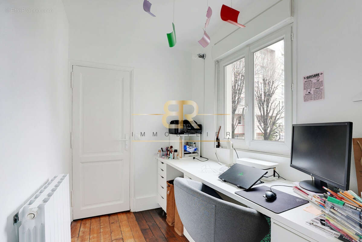 Appartement à PARIS-12E