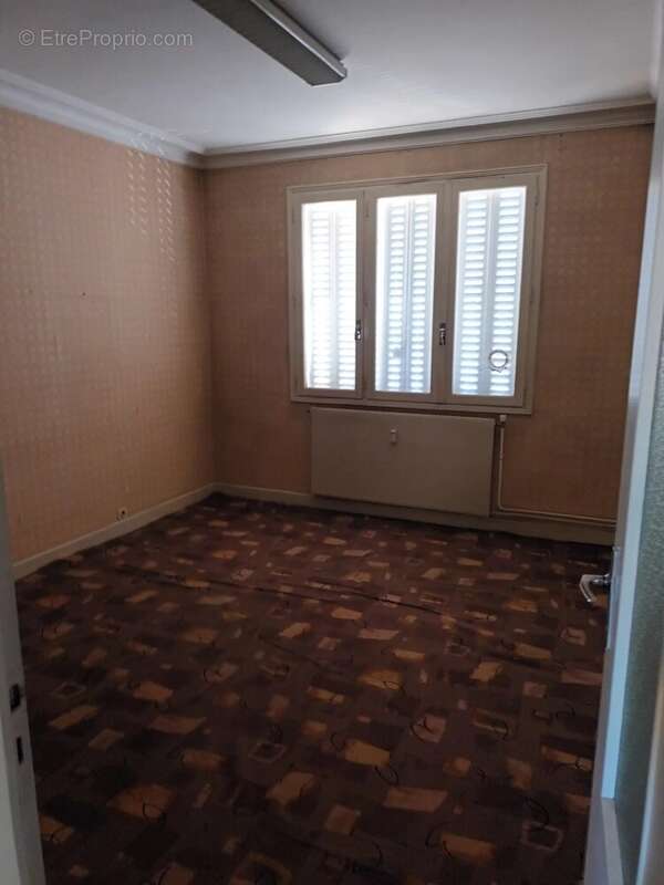 Appartement à MONTCEAU-LES-MINES