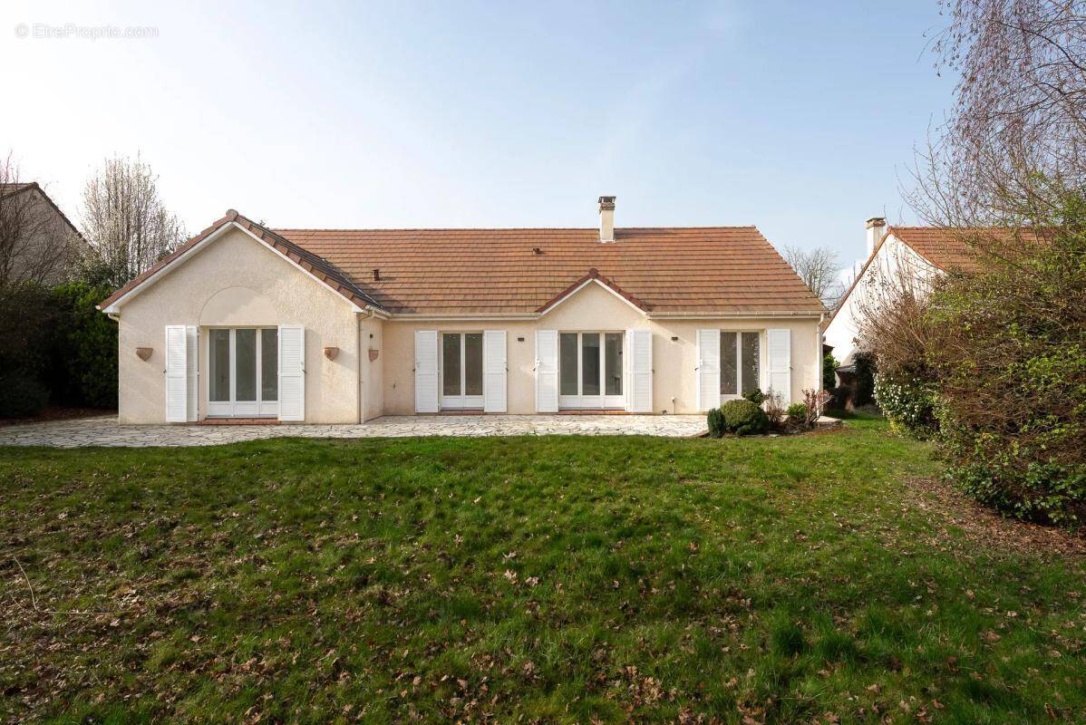 Maison à CLAYE-SOUILLY
