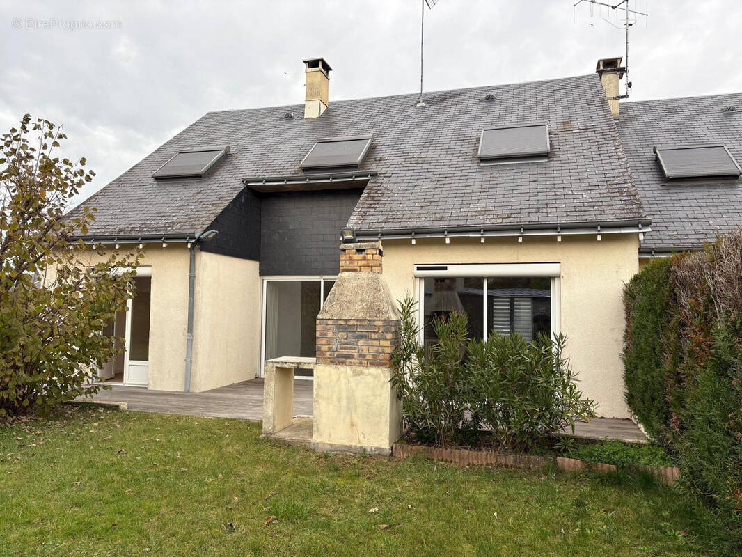 Maison à BRAIN-SUR-L&#039;AUTHION