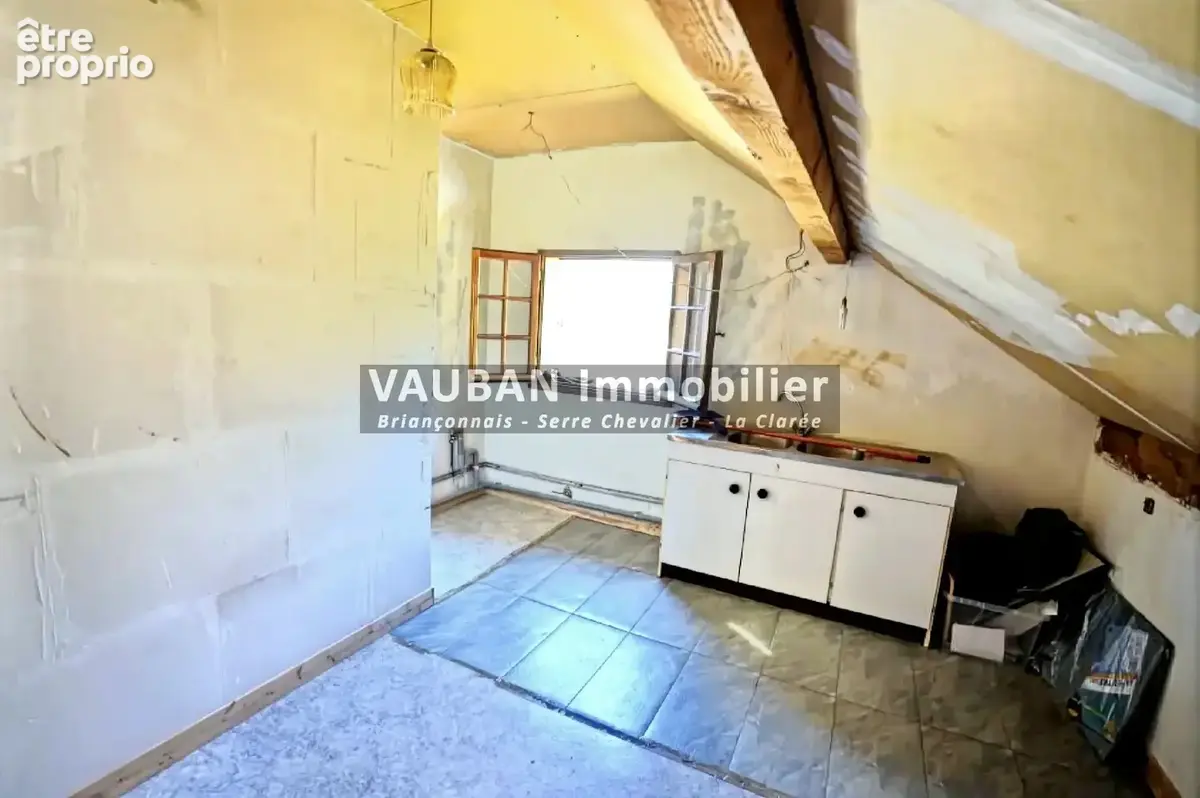 Maison traditionnelle avec vue panoramique et potentiel d’évolution - photo 17