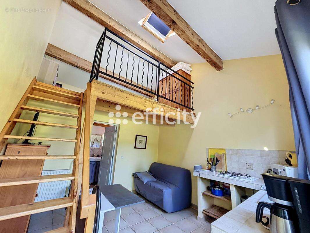 Maison 178 m² à Saint-Remy-De-Provence  - photo 17