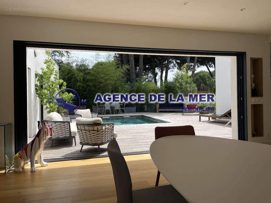 Maison à AIGUES-MORTES