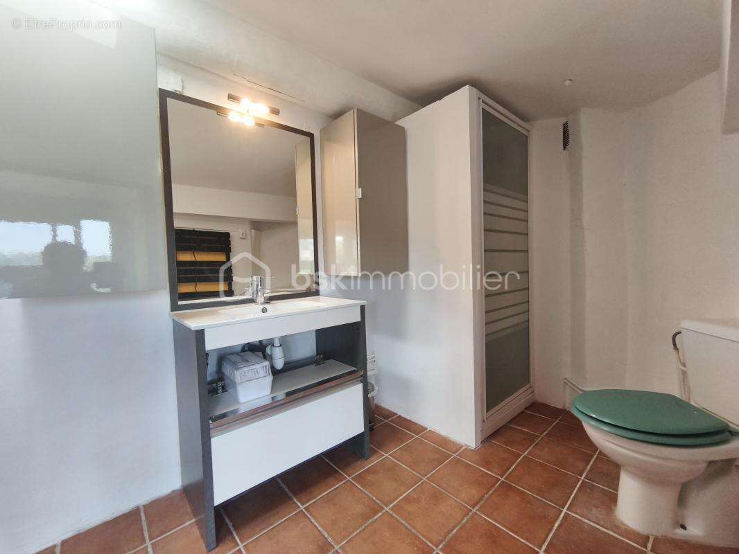 Maison à SAINTE-TULLE