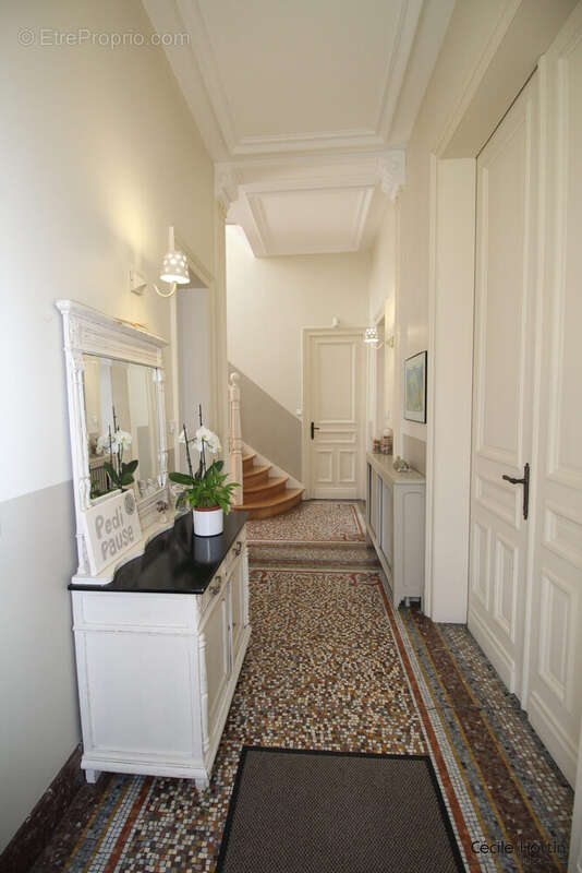 Maison 273 m² à Seclin  - photo 7
