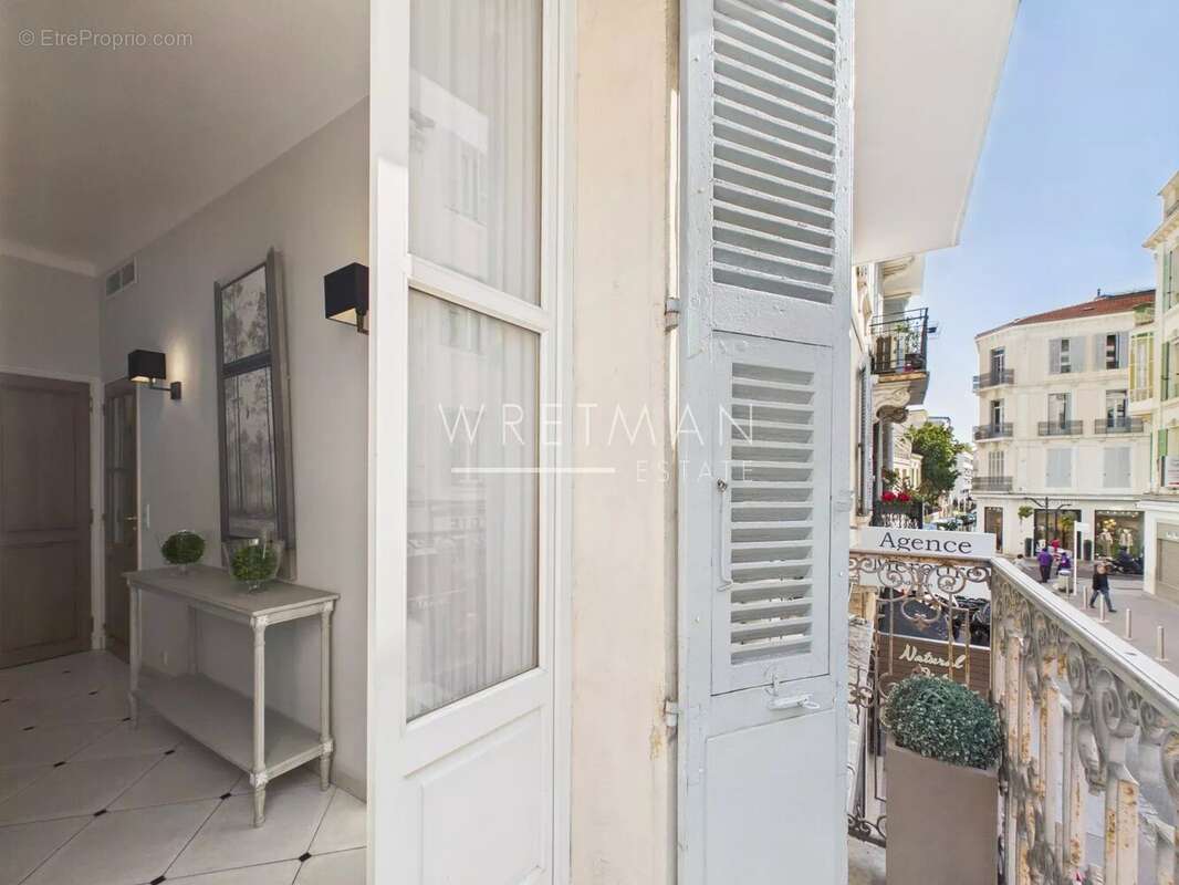 Appartement à CANNES