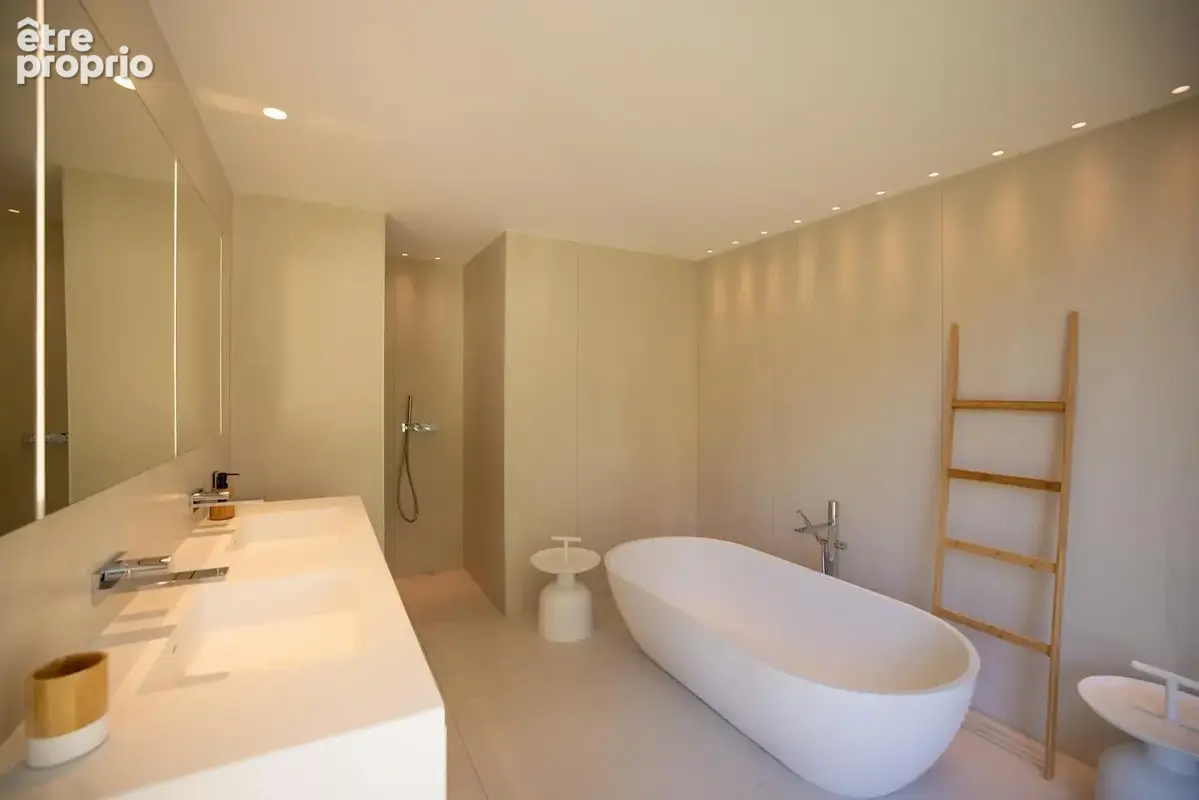Maison 8 pièces 360 m² à vendre à Villefranche-Sur-Mer (06230) - photo 14