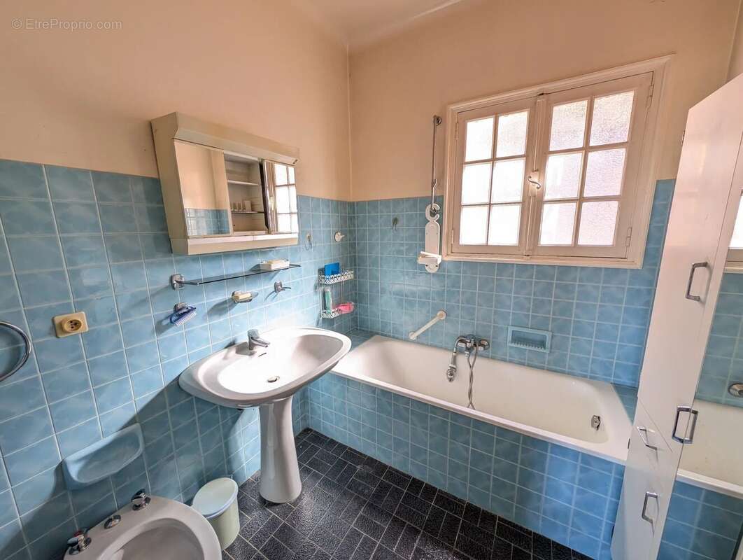 Maison à L&#039;ESCARENE