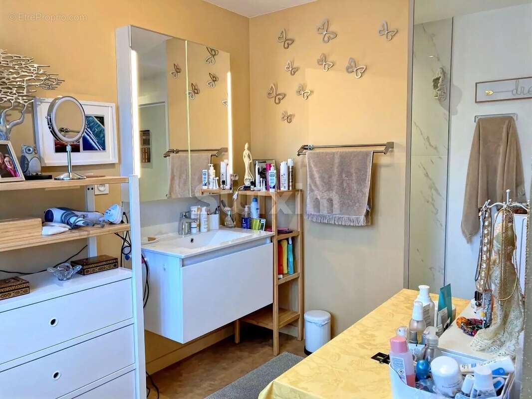 Appartement à ROMANS-SUR-ISERE