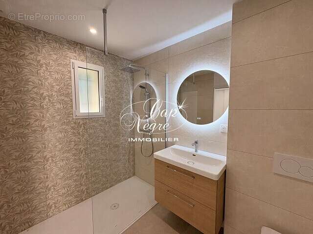 Appartement à GRIMAUD