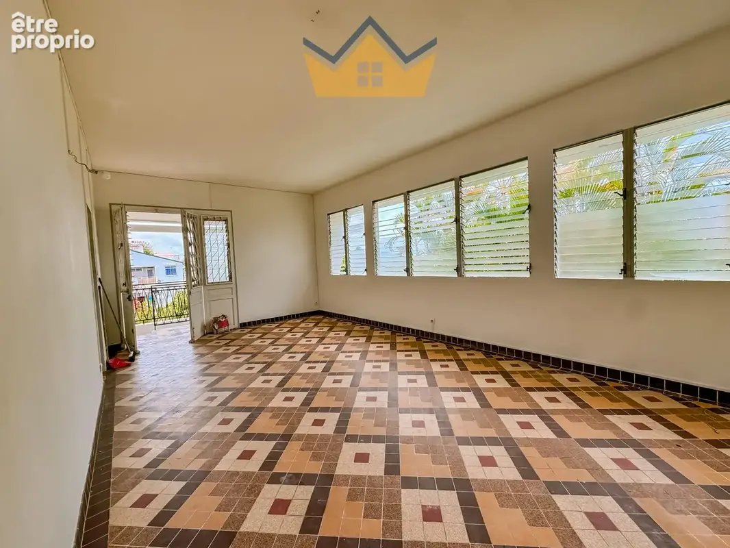 Maison 7 pièces 147 m² à vendre à Fort-De-France (97200) - photo 4
