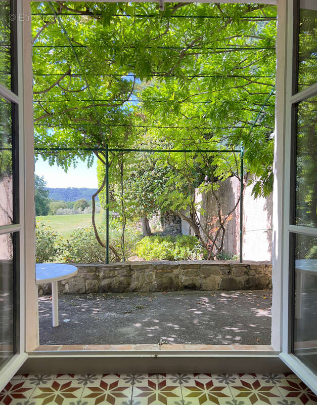 Maison à CUCURON