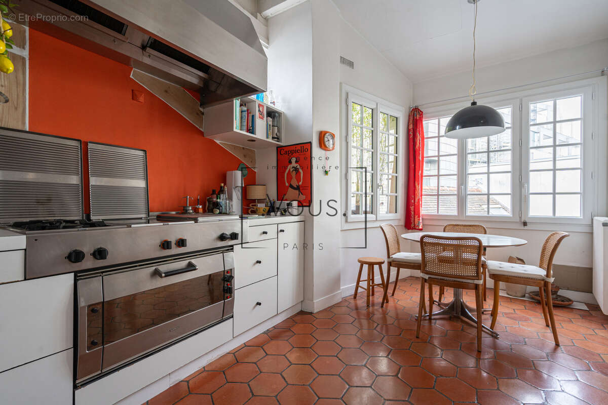 Appartement à PARIS-12E