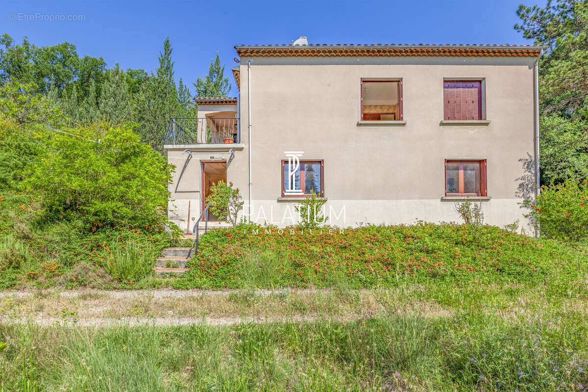 Maison 150 m² à Greoux-Les-Bains  - photo 4